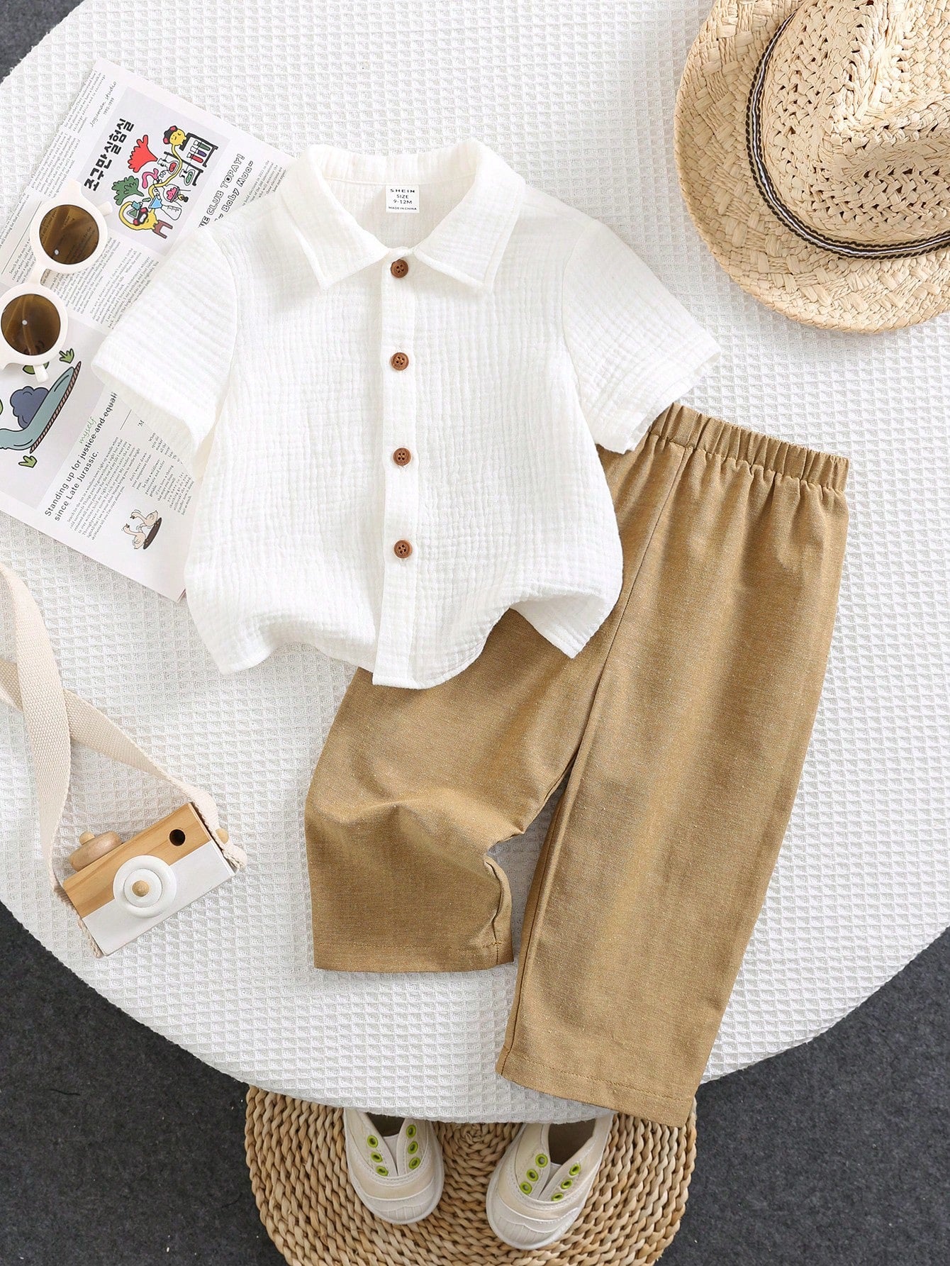 Benjamin con pantalón